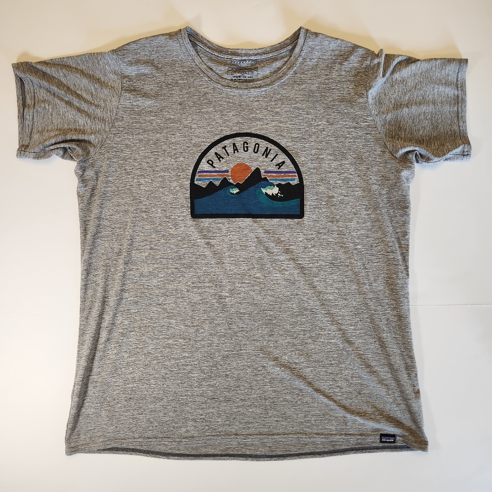 EUC Patagonia Capilene Cool logo shirt short sleeve grey XL